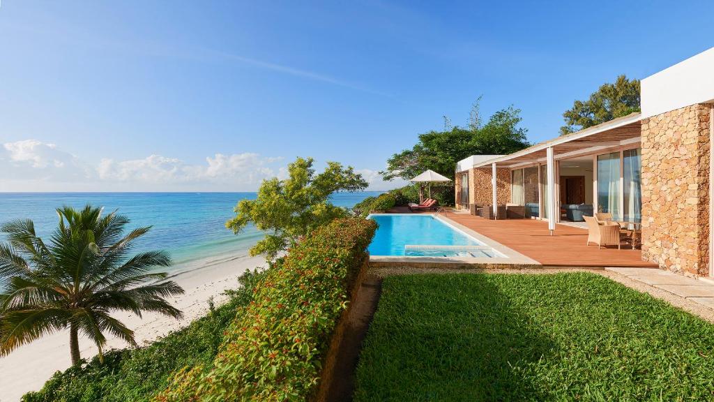 Luksusa villas skats pie jūras viesnīcā Melia Zanzibar