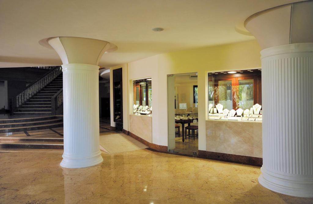 Luksusa rotaslietu veikals pie Samara Hotel Bodrum