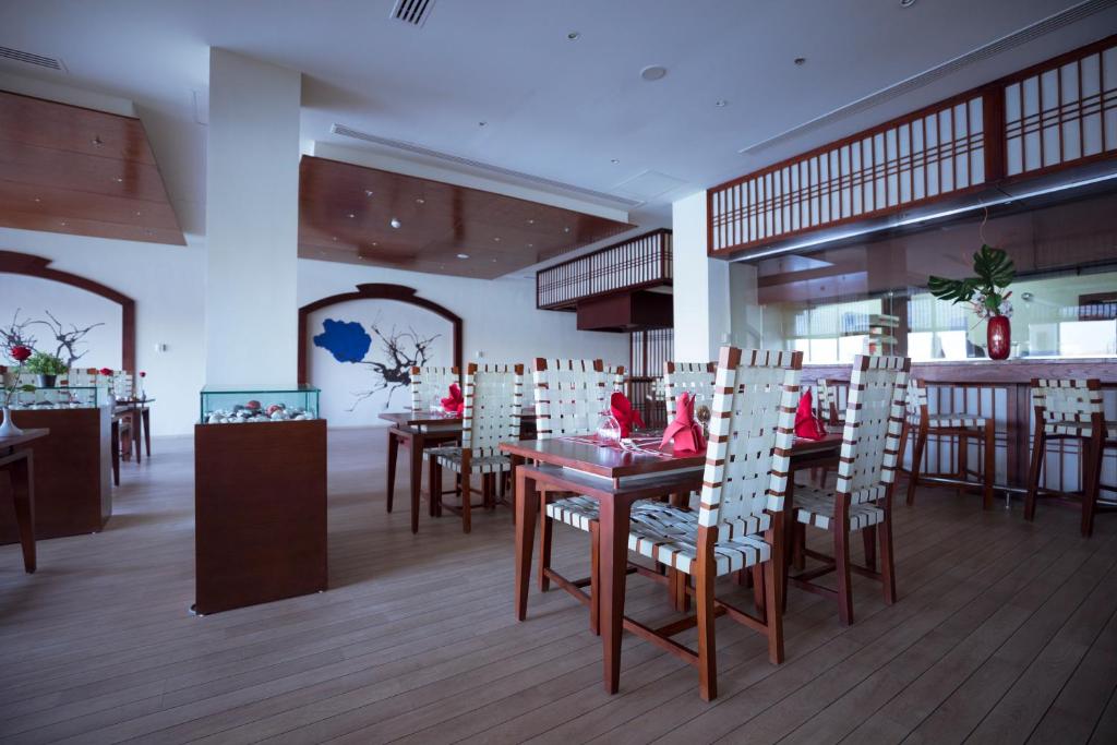 Eleganta restorāna iekārtojums Sunrise Grand Select Montemare Resort