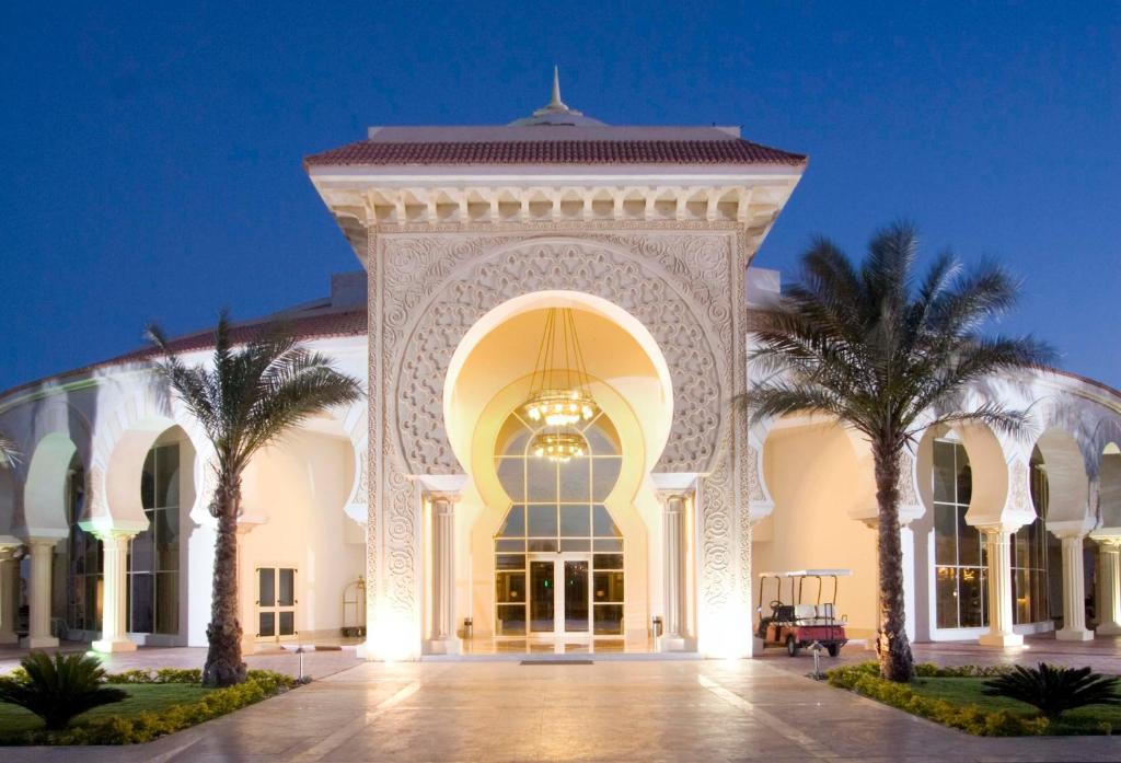 Elegant entrance of Old Palace Resort Sahl Hasheesh at night