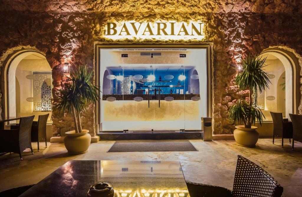 Ieeja Bavarian restorānā viesnīcā Pickalbatros Citadel Resort