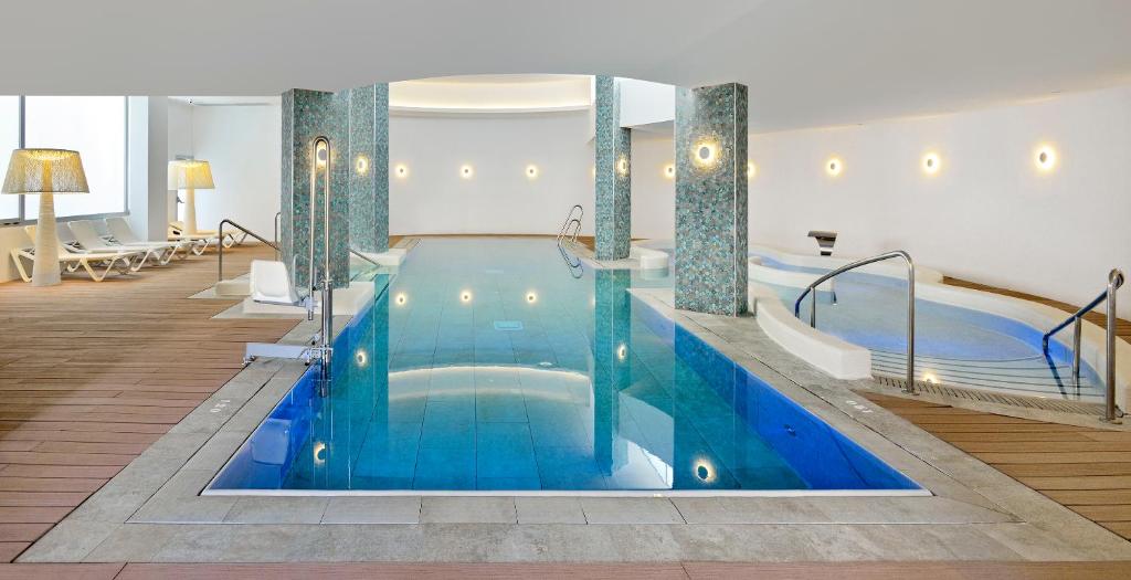 Mūsdienīgs spa komplekss ar lielu iekštelpu baseinu, relaksācijas zonu un komfortablu atpūtas vietu. Ideāla vieta atpūtai un relaksācijai.