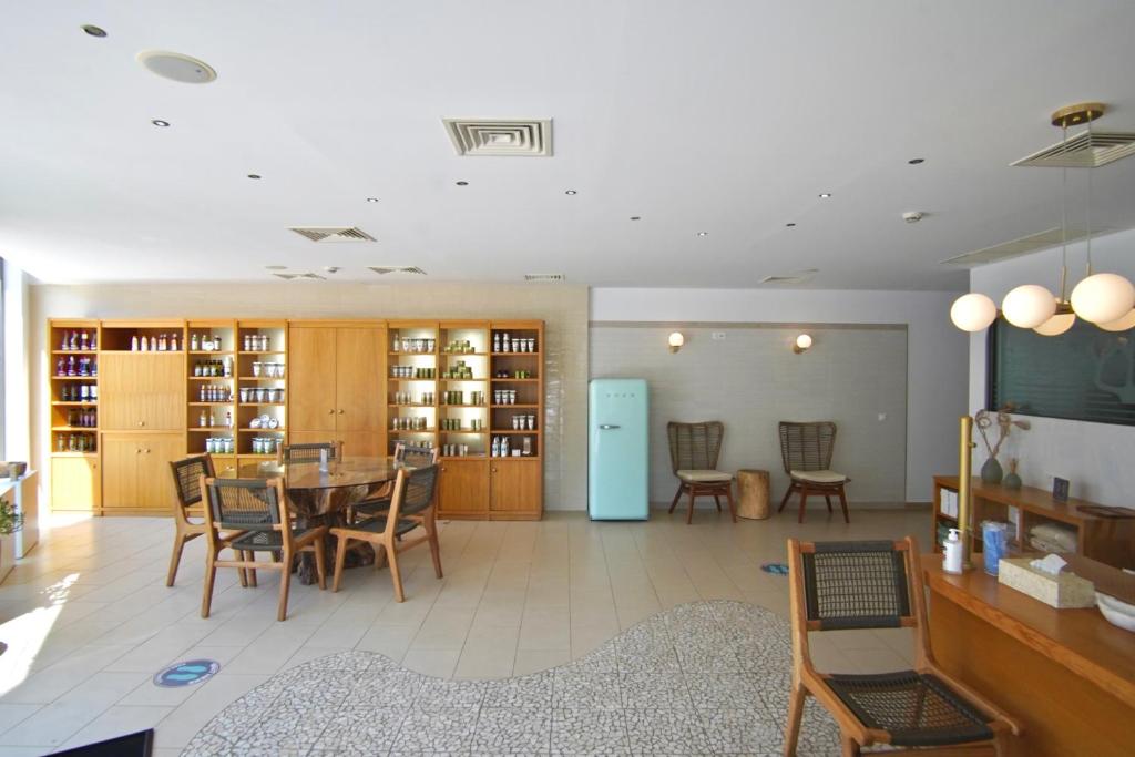 Mūsdienīgs spa gaida viesus Albatros Spa & Resort