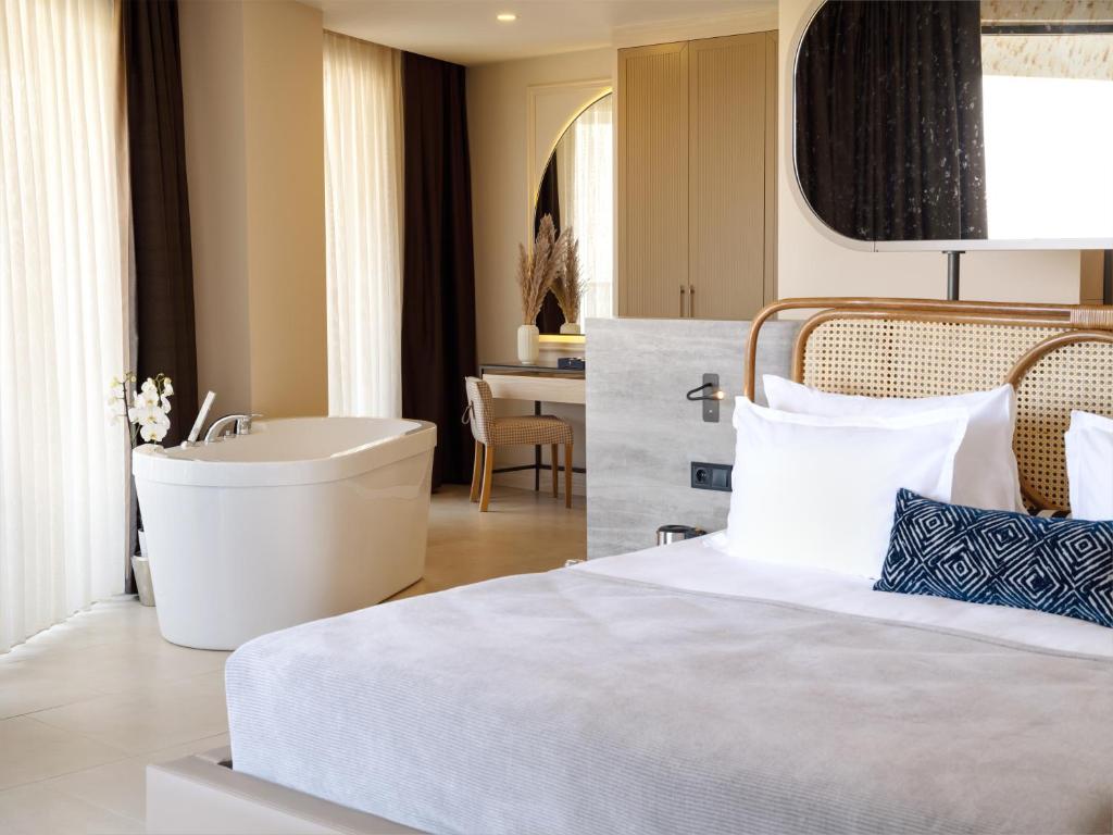 Moderns numurs ar vannu un rakstāmgaldu, LIU Resorts