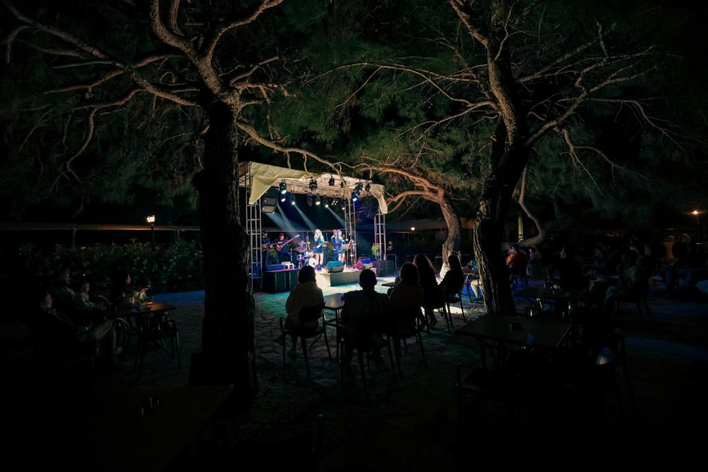 Vakara koncerts viesnīcā Crystal Prestige Elite.