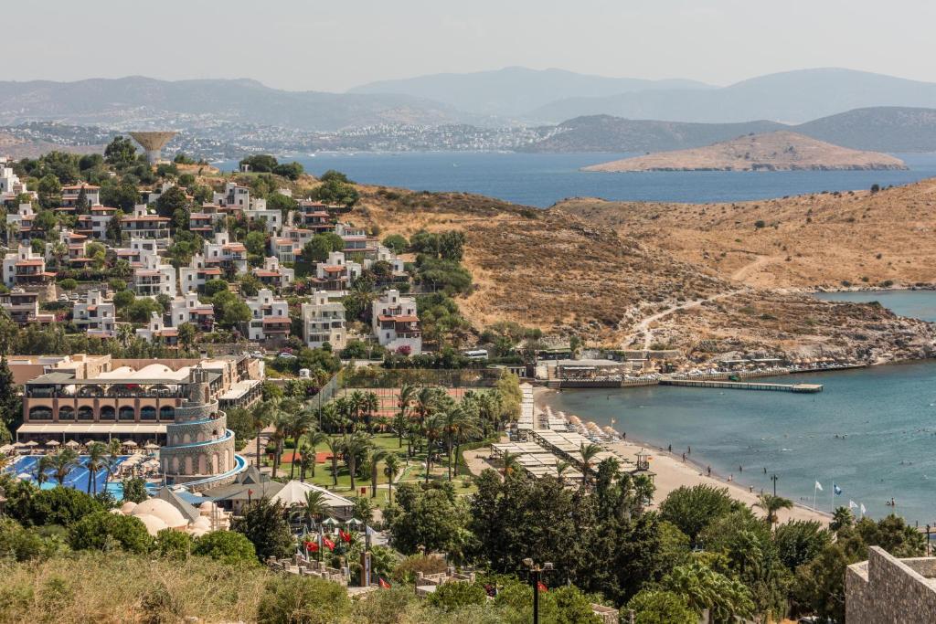 Kairaba Bodrum Imperial viesnīca piekrastē ar skaistu skatu uz jūru