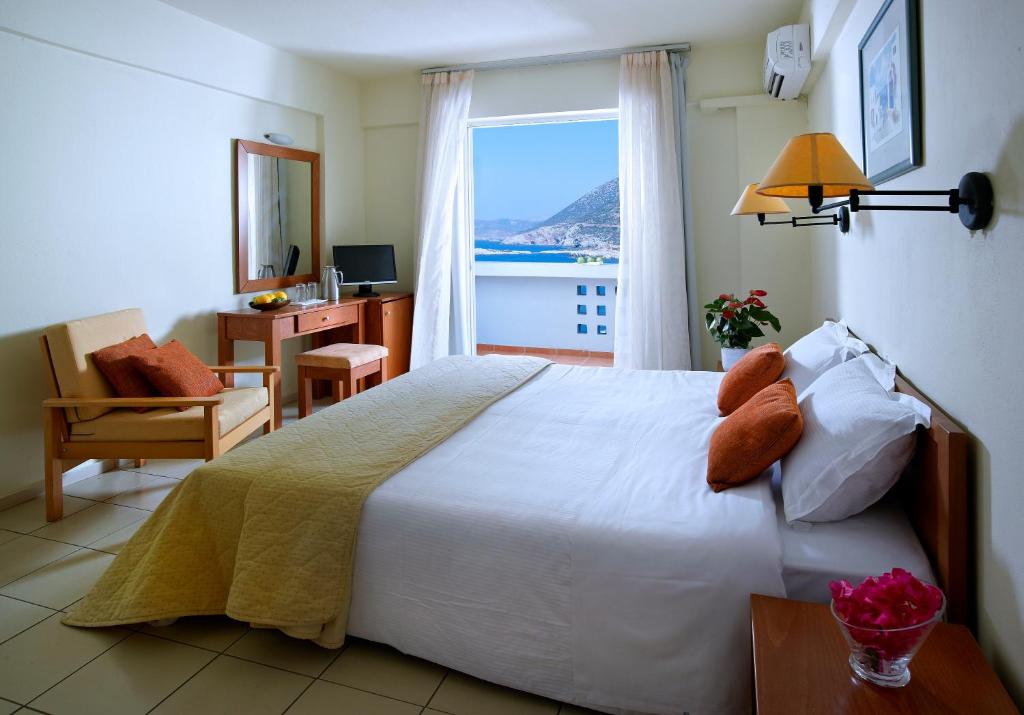 Numurs ar skatu uz piekrasti viesnīcā Bali Beach Hotel.