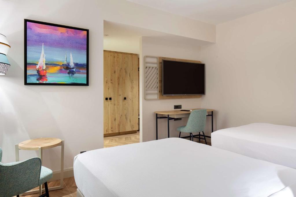 Divguļamais numurs ar modernu dizainu DoubleTree by Hilton Bodrum Isil Club Resort