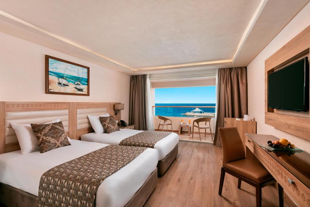 Numurs ar skatu uz jūru viesnīcā Pickalbatros Citadel Resort