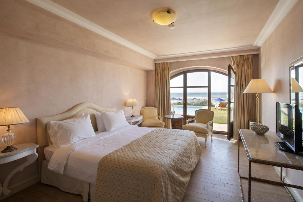 Aquila Rithymna Beach elegantais numurs ar skatu uz piekrasti