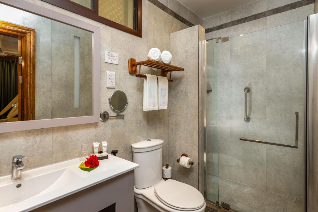 Nungwi Beach Resort by Turaco vannas istaba ar mūsdienīgu dizainu