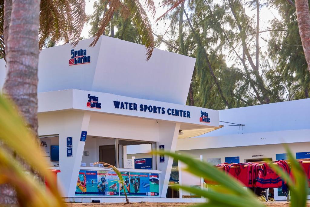 Ūdens sporta centrs pie RIU Turquoise Mauritius