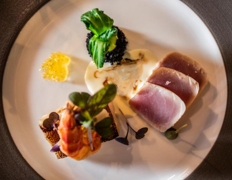 Gurķu un jūras velšu ēdiens Sea Diamond Boutique Hotel & Spa