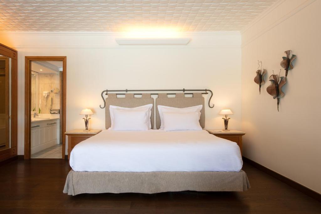 Gultas numurs Mitsis Royal Mare ar modernu dizainu un ērtībām