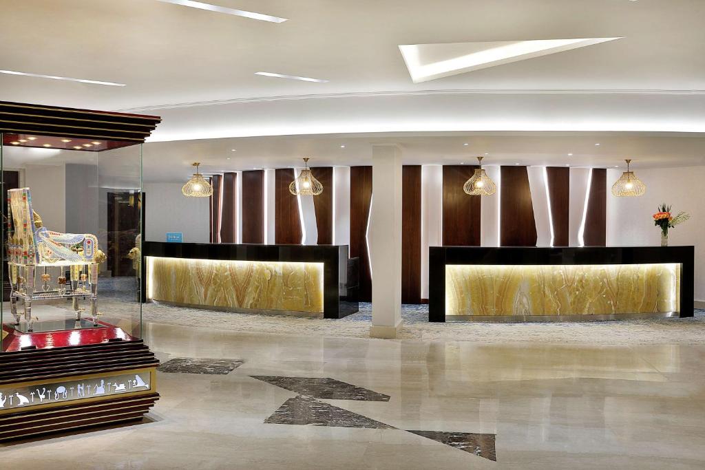Reģistratūras zona Hilton Hurghada Plaza ar mūsdienīgu dizainu