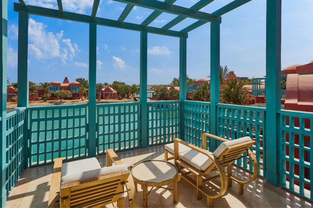 Skats no balkona uz piekrasti pie Sheraton Miramar Resort