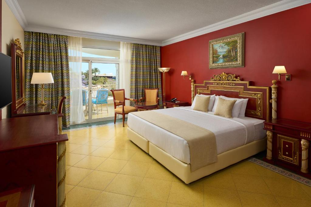 Palm Royale Resort - Soma Bay deluxe numurs ar balkonu