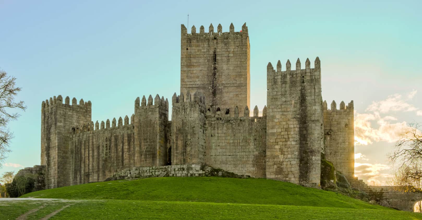 Gimarainšas pils Portugālē – vēsturiska vieta Vanilla Travel ceļojumā