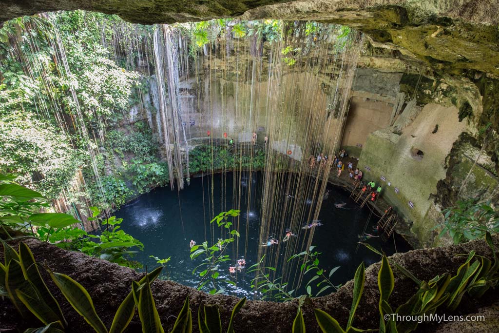 Ik Kil cenote Jukatānā, Meksikā – peldēšana zemūdens alā Vanilla Travel ceļojumā