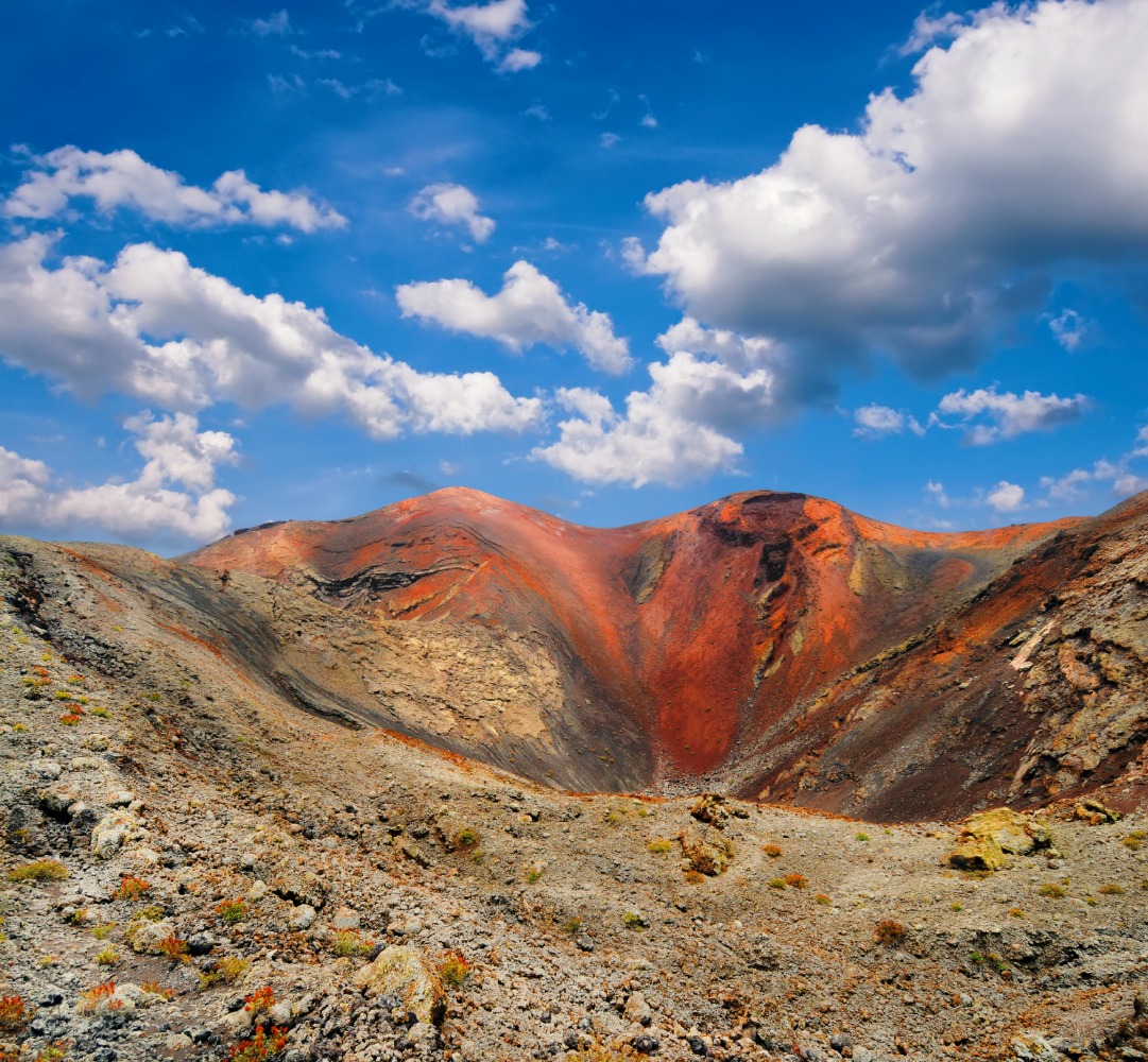 Timanfaya nacionālais parks Lanzarotē - vulkāniskas ainavas kruīza ostā