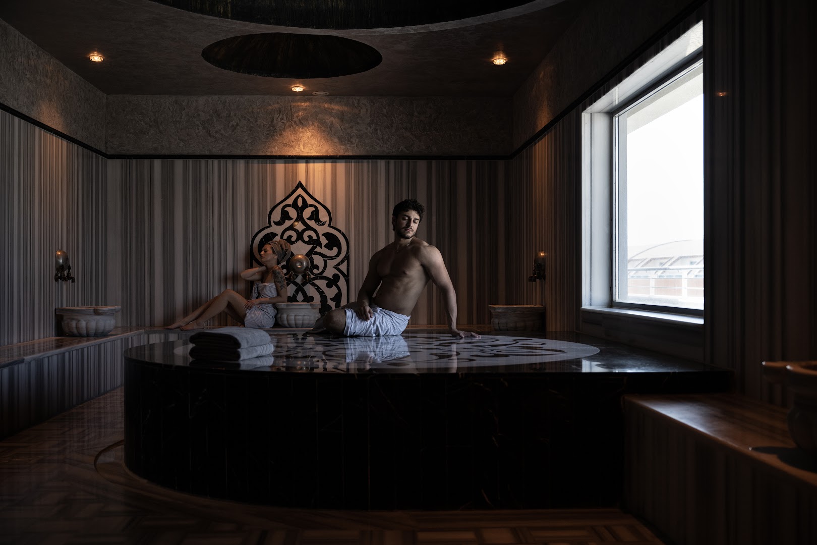 Tradicionāls turku hamams Selene Beach and Spa Hotel kūrortā — marmora apdare, dekoratīvas mozaīkas un autentiska atpūtas zona