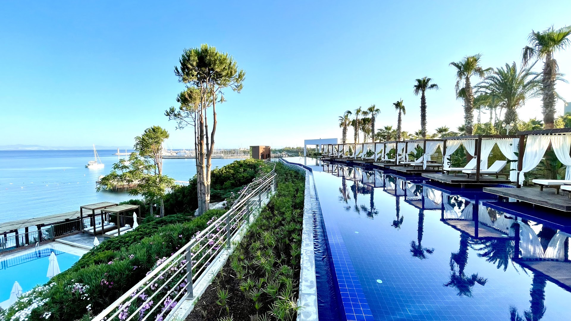 LAUR HOTELS Experience & Elegance 5*