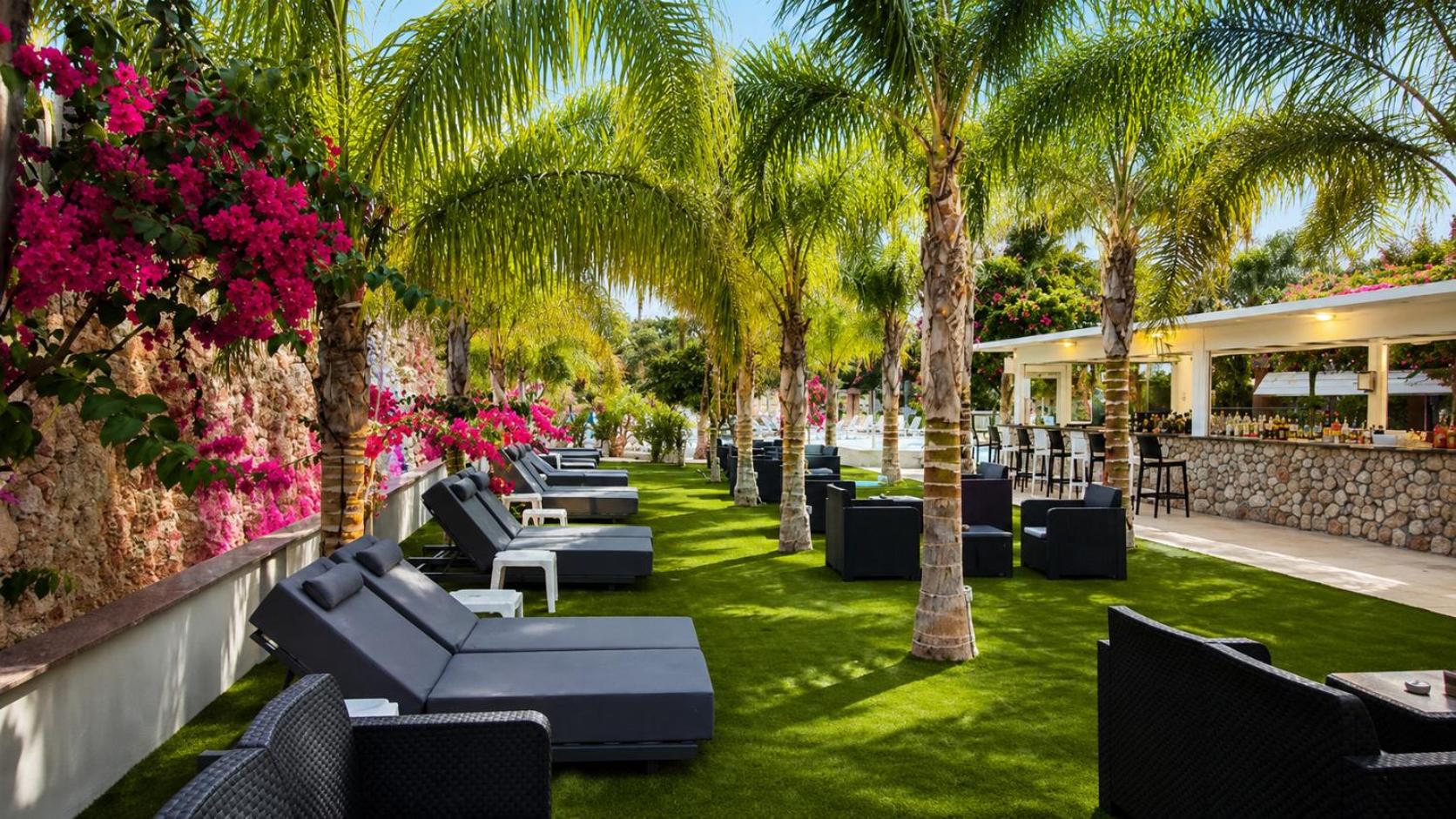 Corfu Hotel 3*