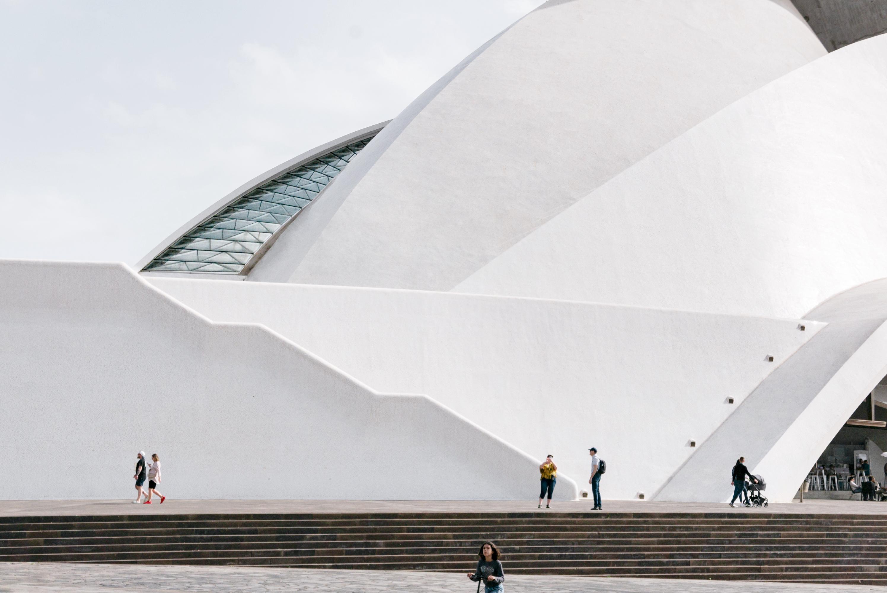 Auditorio de Tenerife Tenerifē - mūsdienīga arhitektūra kruīza ostā Vanilla Travel ceļojumā