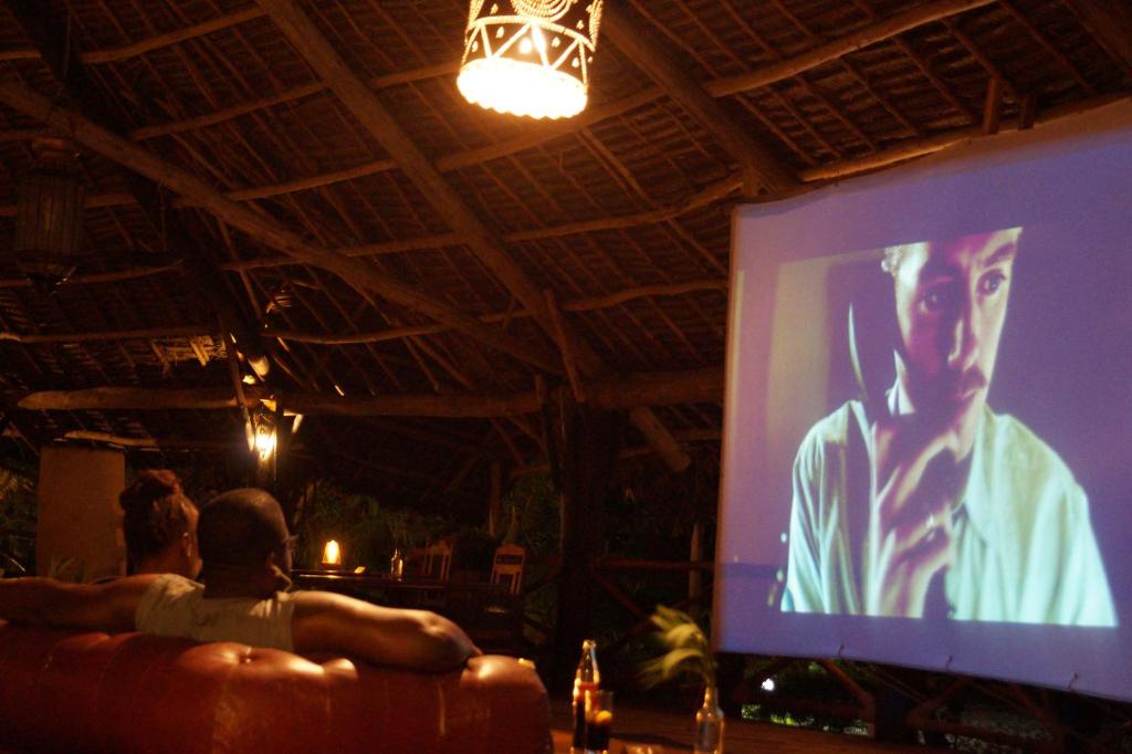 Spice Island Hotel & Resort āra kino vakars.