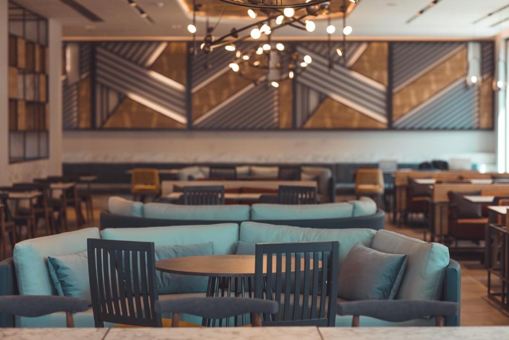 Mūsdienīgs un elegants atpūtas zona viesnīcā Paloma Orenda