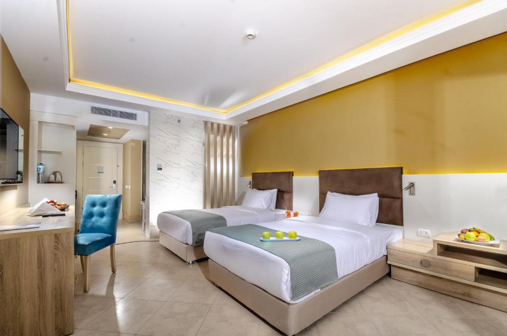 Divvietīgs numurs Titanic Royal Resort ar modernu dizainu un komfortu.