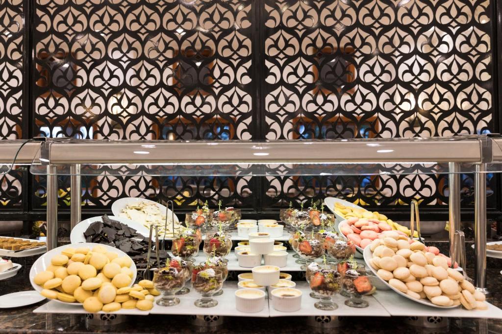 Deserts and pastries at Ali Bey Club buffet.
