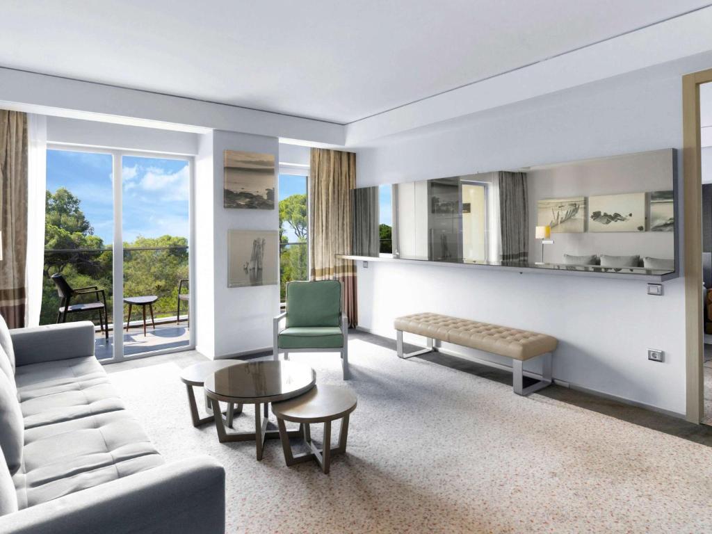 Moderns numurs ar skatu uz dabu Rixos Premium Belek