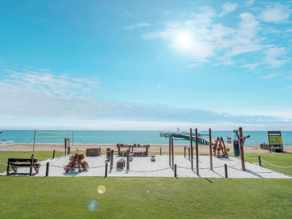 Rixos Premium Belek pludmales sporta laukums ar skatu uz jūru