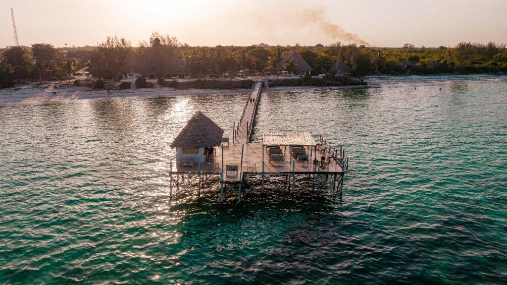 Spice Island Hotel & Resort piestātne piekrastē