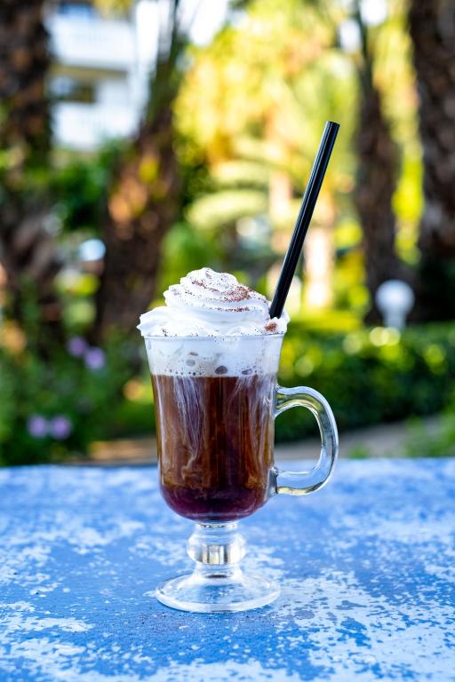 Aromātiska kafija ar putukrējumu Utopia Resort & Residence