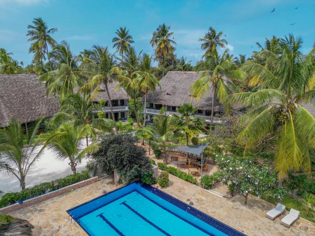 Michamvi Sunset Bay baseins un tropu apkārtne