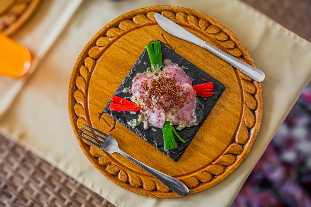 Gardēžu ēdiens AHG Dream's Bay Beach restorānā.