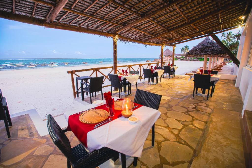 Restorāns pie pludmales AHG Dream's Bay Beach