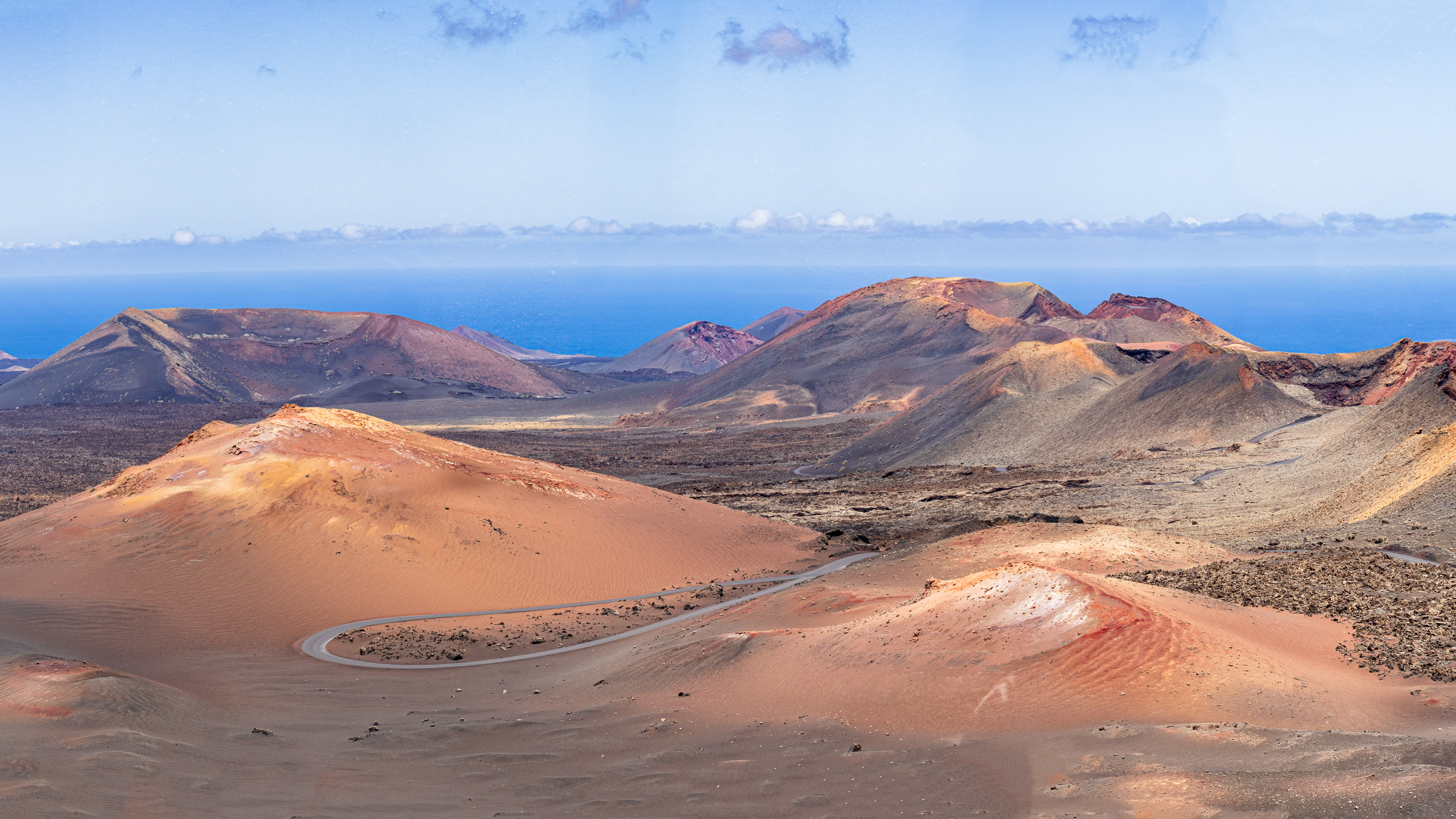 Timanfaya nacionālais parks Lanzarotē – vulkāniskie skati un lavas ainavas ceļotājiem