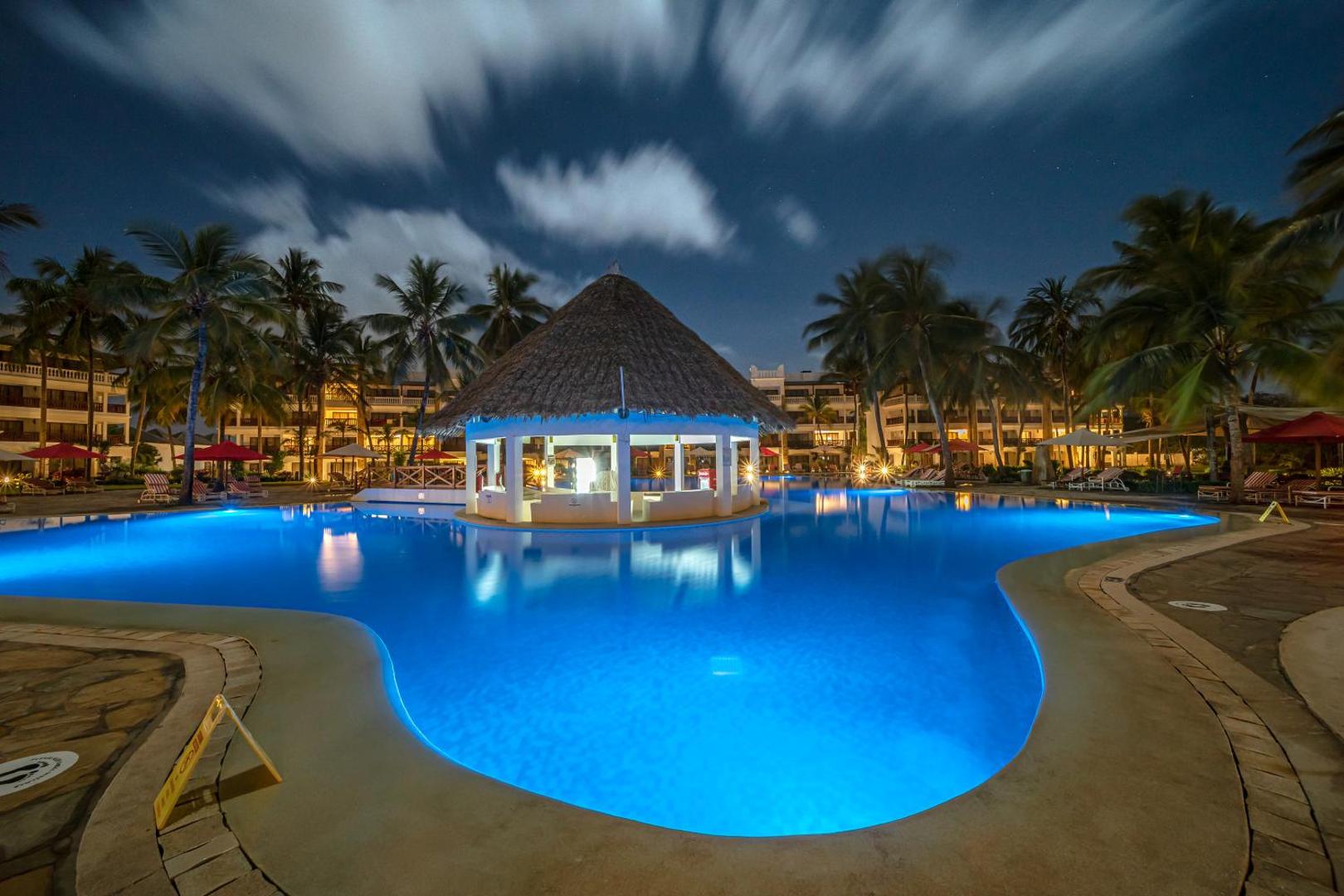 PrideInn Paradise Beach Resort & Spa Mombasa 4*