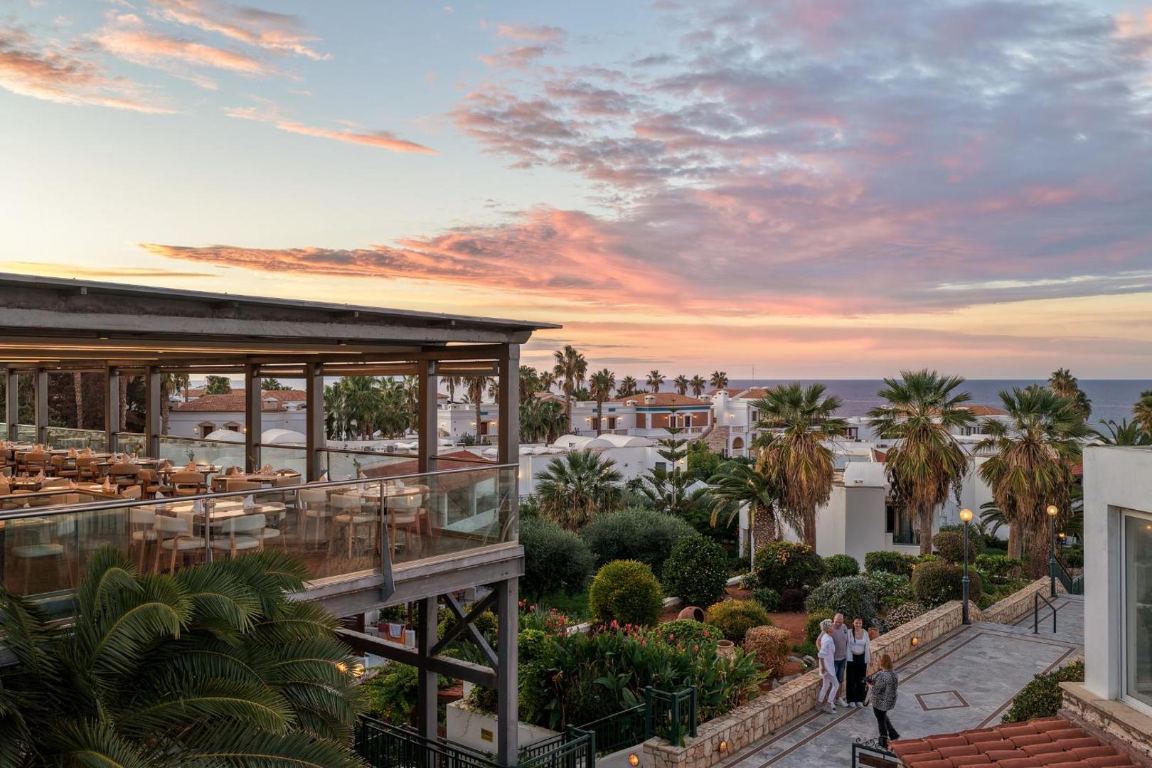 Annabelle Beach Resort 4*