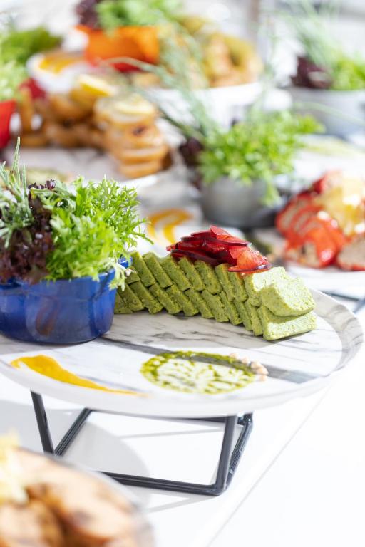 Svaiga zaļā uzkoda un dārzeņu salāti Anadolu Hotels Didim Club