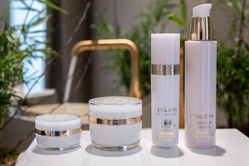 Sisleya ādas kopšanas produkti, Fleur de Loire viesnīcā