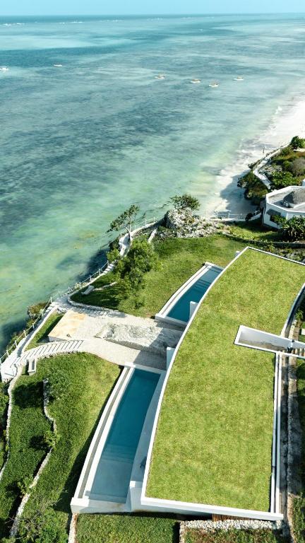 Karafuu Beach Resort & Spa ainaviska piekraste ar baseinu