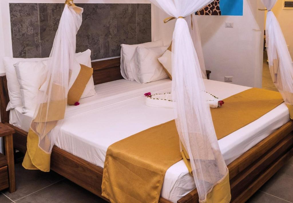 Elegants numurs ar baldahīnu SBH Kilindini Resort