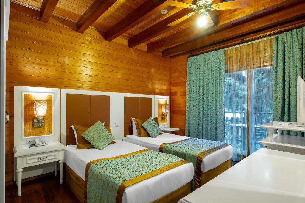 Divvietīgs numurs ar koka apdari Long Beach Resort