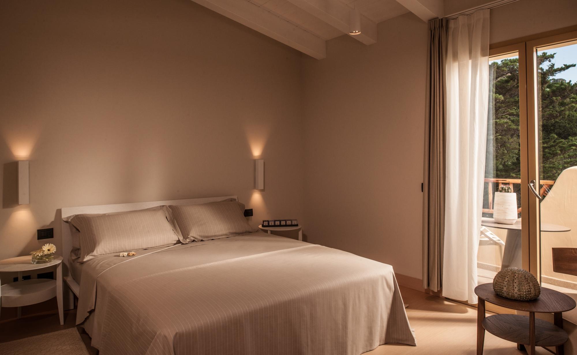 Numurs ar balkonu viesnīcā Cala Cuncheddi