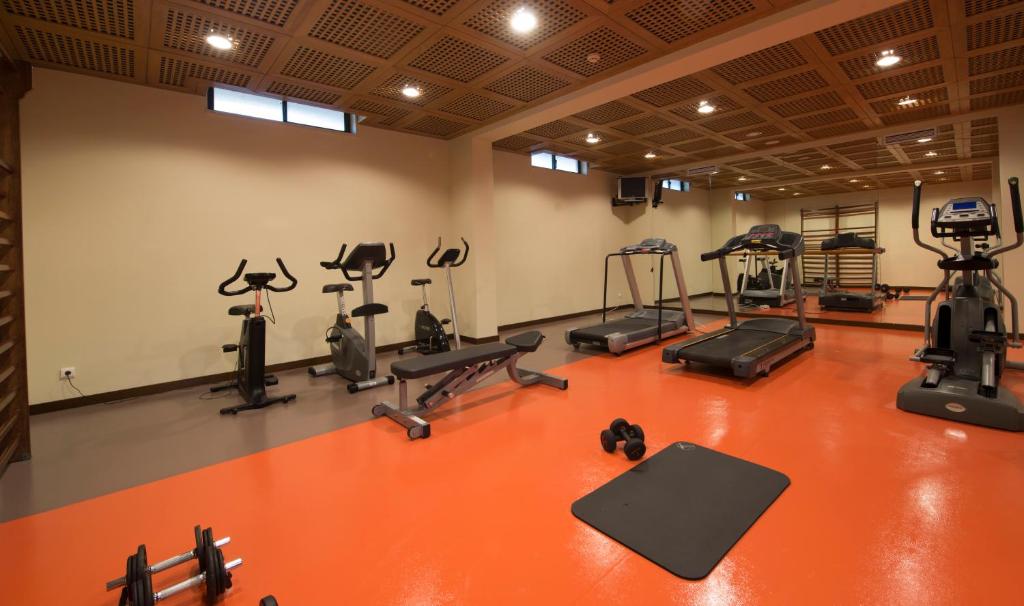 Vila Gale Atlantico treniņu zāle ar modernu aprīkojumu