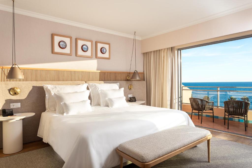 Numurs ar skatu uz jūru viesnīcā Grande Real Santa Eulalia Resort & Hotel Spa